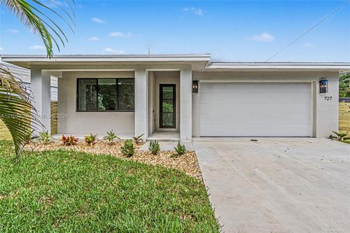 727 Nw 43rd Ct, Oakland Park, FL, 33309-4739 | Card Image