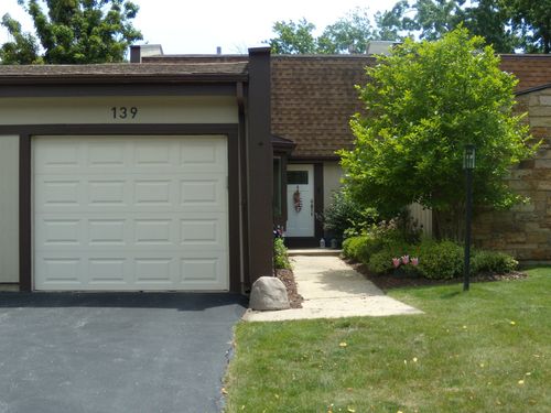 139 Cascade Dr, Indian Head Park, IL, 60525-4481 | Card Image