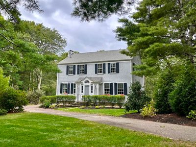 484 Main Street, House other with 4 bedrooms, 3 bathrooms and null parking in Vineyard Haven MA | Image 2