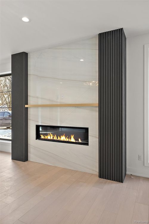 1932 Shipman Blvd, Birmingham, MI, 48009-4132 | Card Image