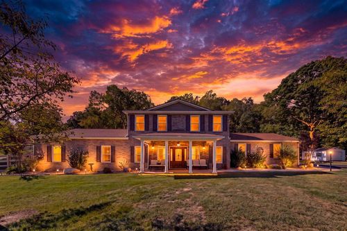 211 Etzler Rd, Troutville, VA, 24175-6310 | Card Image