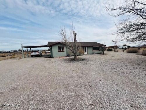 3825 Keyes Way, Fallon, NV, 89406-8223 | Card Image