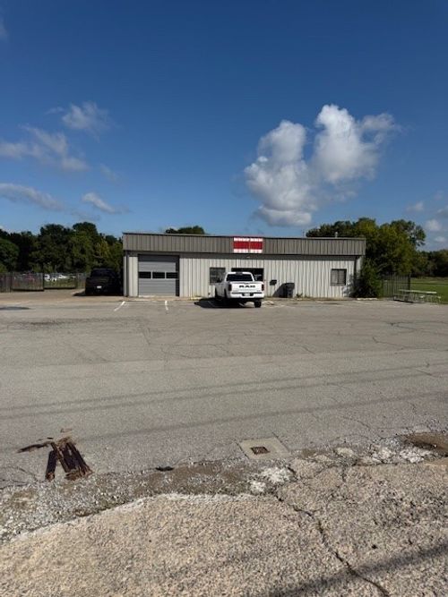 290 E Main St, Farmington, AR, 72730-3019 | Card Image