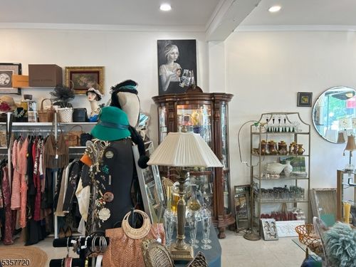 920 Main St, Boonton Twp, NJ, 07005-1431 | Card Image