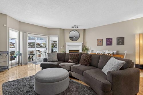 42 Hamptons Link Nw, Calgary, AB, T3A5V9 | Card Image