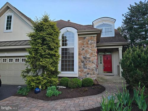424 Snowy Owl Ln, NEW HOPE, PA, 18938-5767 | Card Image