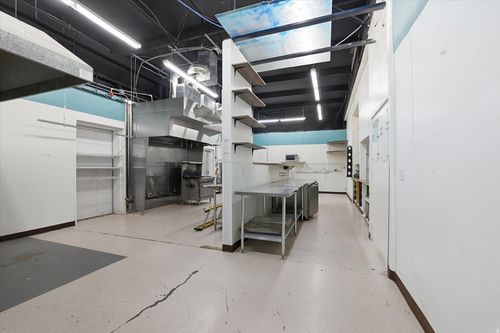 ste-c-869 S Main St, Smithfield, UT, 84335-2335 | Card Image