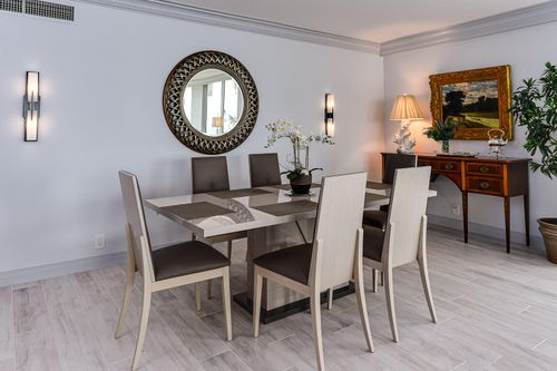 2b-340 S Ocean Blvd, Palm Beach, FL, 33480-4222 | Card Image