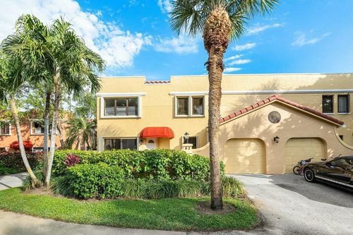 82 Uno Lago Dr, Juno Beach, FL, 33408-2666 | Card Image