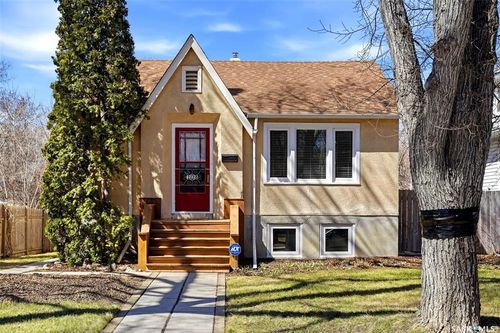 2228 Argyle St, Regina, SK, S4T3T1 | Card Image