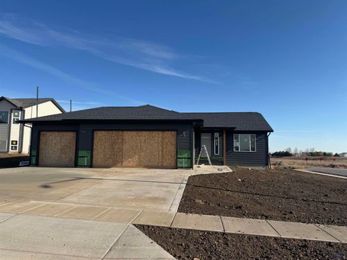 21892 Antelope Creek Rd, Box Elder, SD, 57719-8133 | Card Image