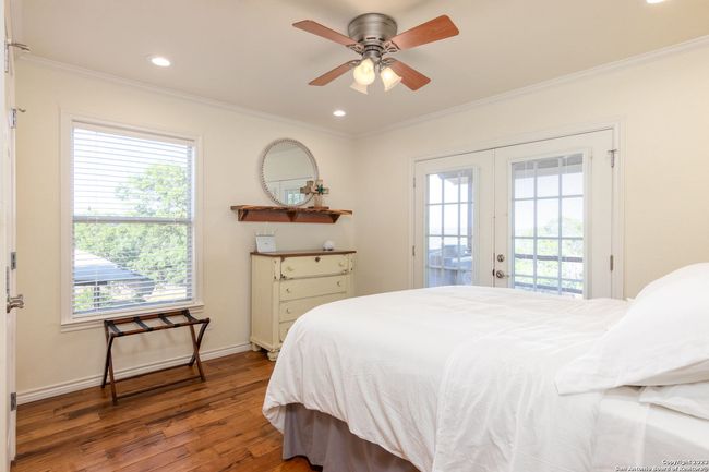546 Beulah Pl, House other with 3 bedrooms, 3 bathrooms and null parking in Utopia TX | Image 25
