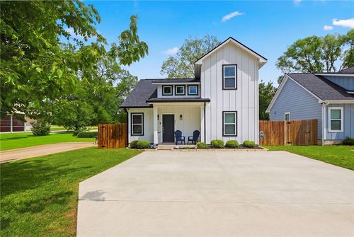 507 N Logan Ave, Bryan, TX, 77803-2500 | Card Image