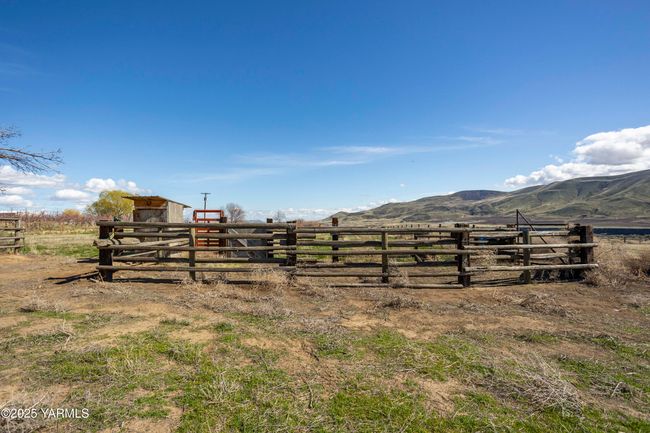 35101 N District Line Road 3.17.25 13 | Image 19