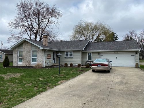2005 Mckinley Avenue, Charleston, IL, 61920 | Card Image
