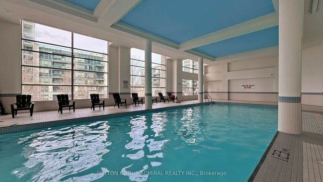 204 - 60 Disera Dr, Condo with 2 bedrooms, 2 bathrooms and null parking in Vaughan ON | Image 38