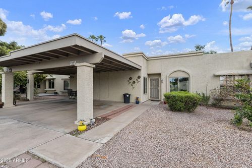 611 S Desert Flower Dr, Mesa, AZ, 85208-6438 | Card Image