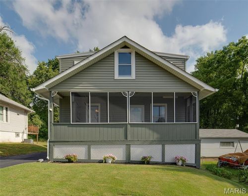 8511 Renz Ave, Saint Louis, MO, 63114-4542 | Card Image