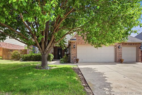 4103 Roanoke Pl, Broken Arrow, OK, 74011-1375 | Card Image