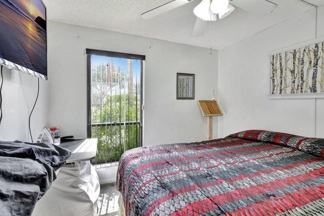 1851 Bayberry Dr, Condo with 3 bedrooms, 2 bathrooms and null parking in Pembroke Pines FL | Image 24