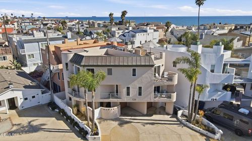 126 Malibu Ave, Oxnard, CA, 93035-4429 | Card Image