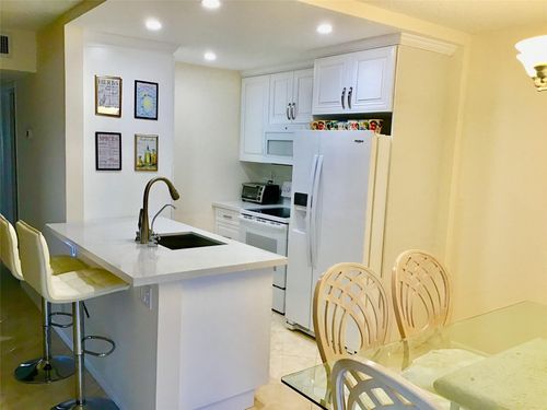 3026-3026 Exeter B, Boca Raton, FL, 33434-2964 | Card Image