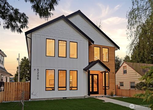 5205 N 42nd St, Tacoma, WA, 98407-3611 | Card Image