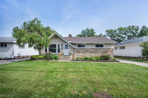 6174 Westerham Rd, Cleveland, OH, 44124-3308 | Card Image