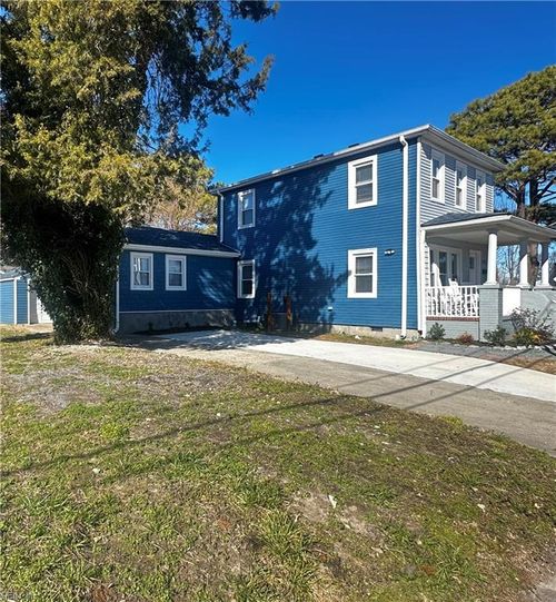 1370 Wool Ave, Portsmouth, VA, 23707-3516 | Card Image