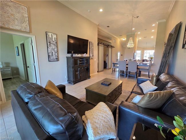 202 - 9366 Pocida Ct, Condo with 2 bedrooms, 2 bathrooms and 1 parking in Naples FL | Image 10