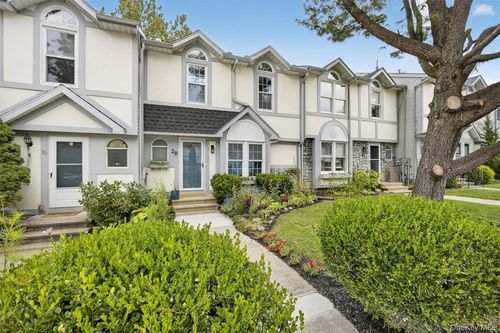 28 Angela Ct, Beacon, NY, 12508-2634 | Card Image