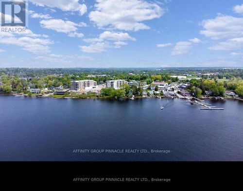 302-19 A West Street N, Kawartha Lakes (Fenelon Falls), ON, K0M1N0 | Card Image