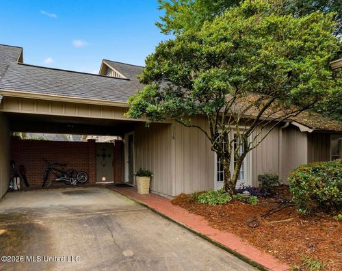 316 River Pl, Jackson, MS, 39211-3021 | Card Image