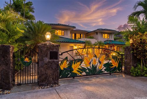 5599 Kalanianaole Hwy, Honolulu, HI, 96821-2012 | Card Image