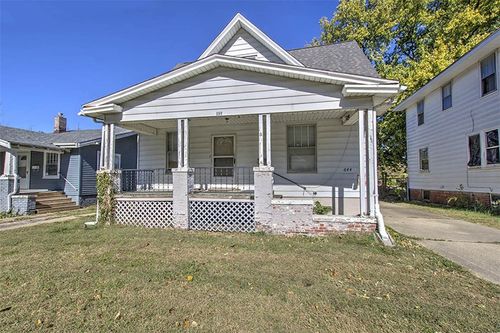 644 W Division St, Decatur, IL, 62526-4032 | Card Image