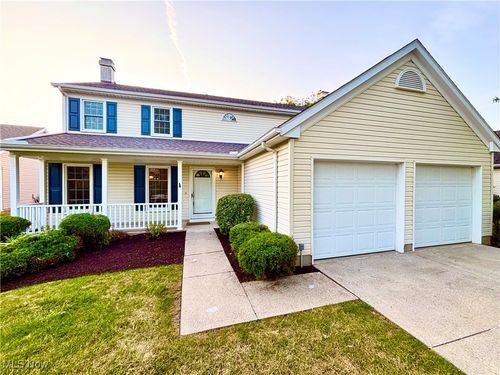15-17313 Sun Meadow Trl, Strongsville, OH, 44149-5838 | Card Image