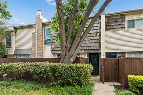 127-2702 Douglas Ave, Dallas, TX, 75219-3456 | Card Image