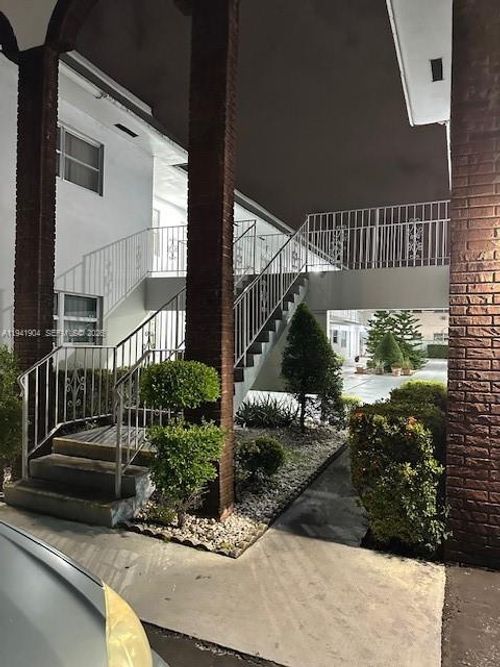 apt-12a-2826 Van Buren St, Hollywood, FL, 33020-4238 | Card Image