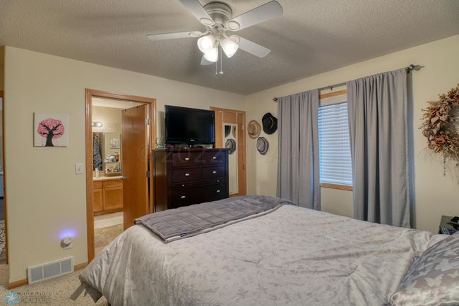 Primary Bedroom1_3 | Image 12