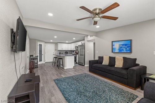 2964 Berman St, Las Vegas, NV, 89169-2221 | Card Image