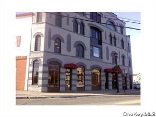 201-2 Lake St, Monroe, NY, 10950-3543 | Card Image