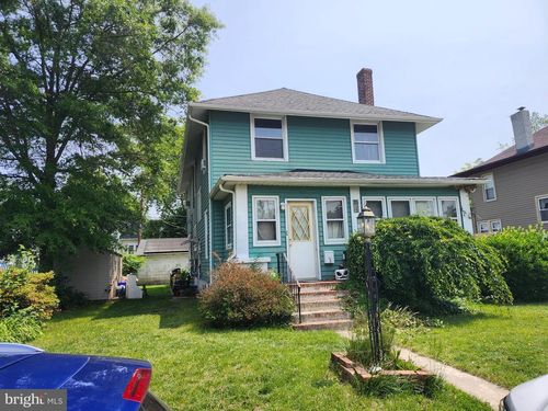 15 Spring St, Penns Grove, NJ, 08069-2044 | Card Image