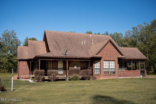 5450 Dean Rd, Lake Cormorant, MS, 38641-9527 | Card Image