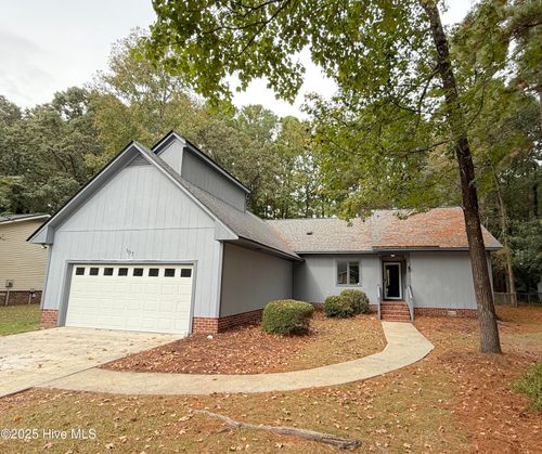 107 E Baywood Ln, Greenville, NC, 27834-6901 | Card Image
