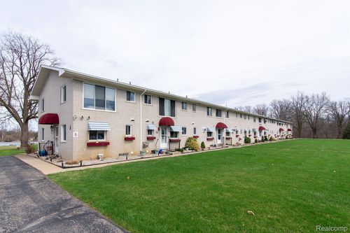 apt-11-26902 Sandy Hill Ct, New Hudson, MI, 48165-9603 | Card Image
