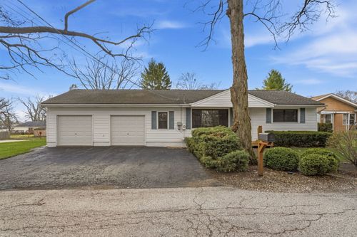 98 Cedar Dr, Crystal Lake, IL, 60014-5010 | Card Image