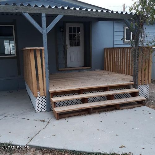 630 Irish American Rd, Lovelock, NV, 89419-5220 | Card Image