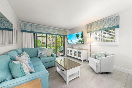 3a1-671 E Gulf Dr, SANIBEL, FL, 33957-7111 | Card Image