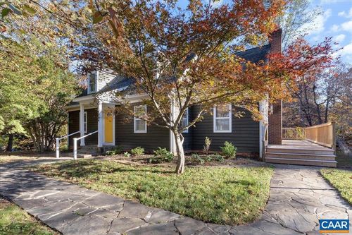 555 Gillums Ridge Rd, CHARLOTTESVILLE, VA, 22903-7650 | Card Image