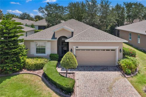 3677 Serena Ln, CLERMONT, FL, 34711-5051 | Card Image